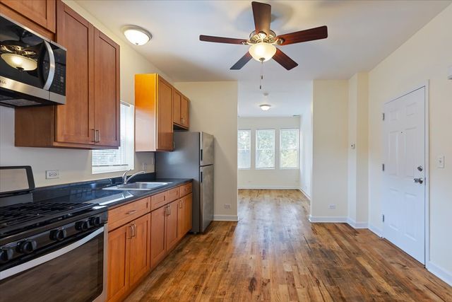 1234 W 49th Place 2F, Chicago, IL 60609