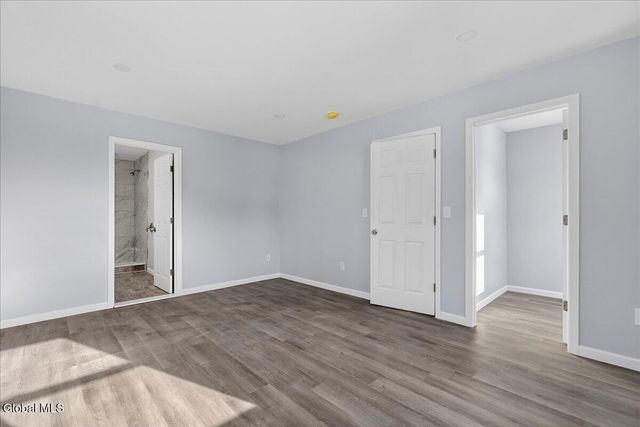 6 Charl Lane, Brunswick, NY 12180