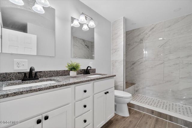 6 Charl Lane, Brunswick, NY 12180