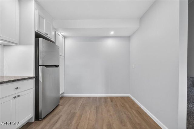 6 Charl Lane, Brunswick, NY 12180