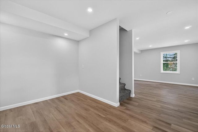 6 Charl Lane, Brunswick, NY 12180