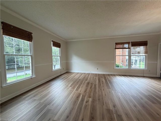 3311 Quaker Run Drive, Greensboro, NC 27410