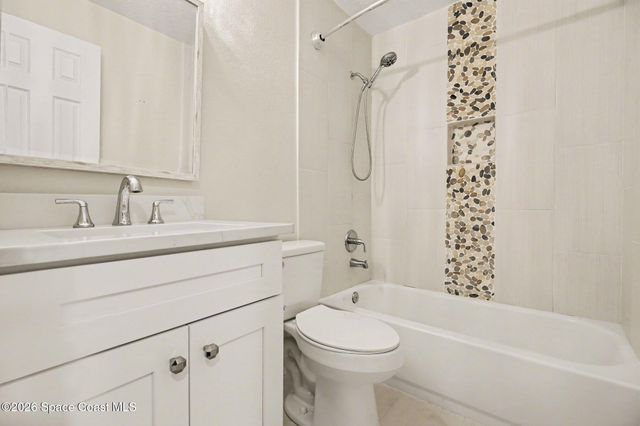 635 Firestone Street NE, Palm Bay, FL 32907