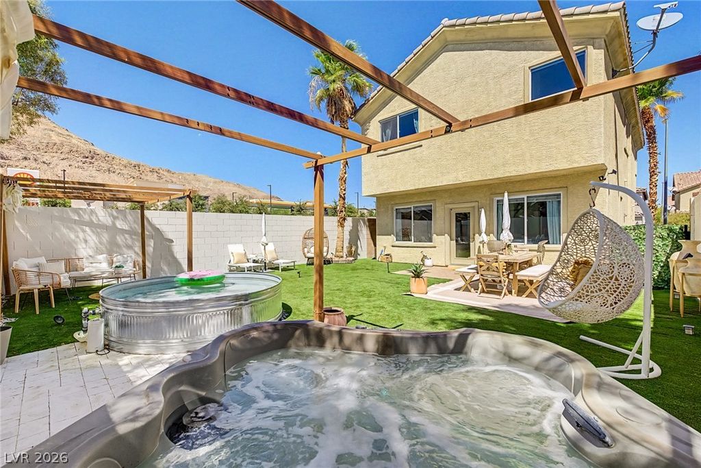 10147 Dragons Meadow Court, Las Vegas, NV 89148 — photo 2