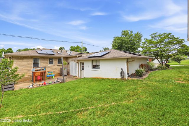 6314 Moorhaven Dr, Louisville, KY 40228