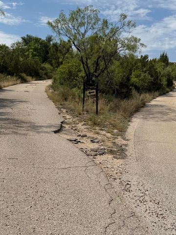 2165 Gun Club Road, San Angelo, TX 76904