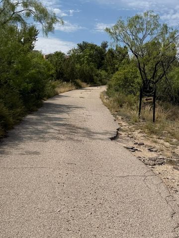 2165 Gun Club Road, San Angelo, TX 76904