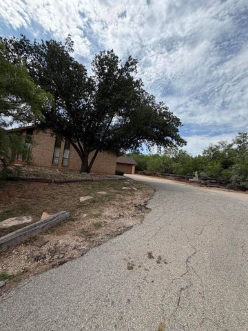 2165 Gun Club Road, San Angelo, TX 76904