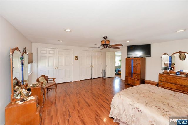 0-35 Midland Avenue, Fair Lawn, NJ 07410