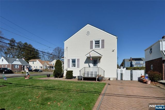 0-35 Midland Avenue, Fair Lawn, NJ 07410