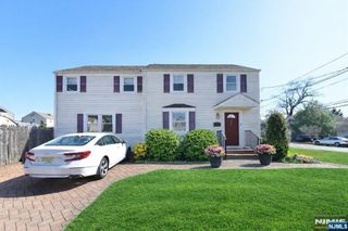 0-35 Midland Avenue, Fair Lawn, NJ 07410