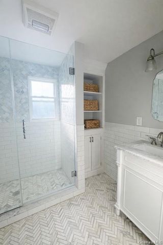 3 A Pequot Avenue, Port Washington, NY 11050