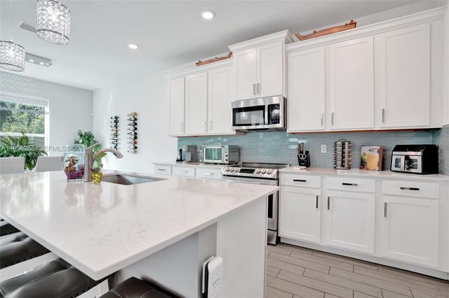 2737 Country Lake Trl, Boynton Beach, FL 33436