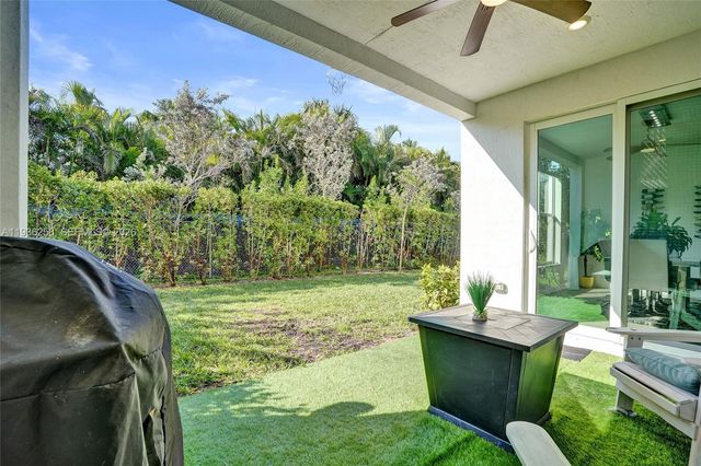 2737 Country Lake Trl, Boynton Beach, FL 33436