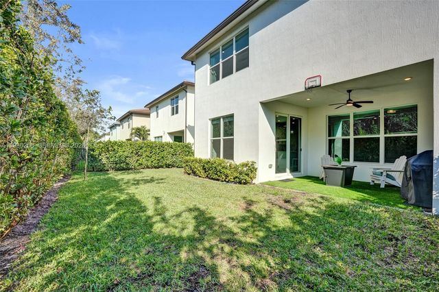 2737 Country Lake Trl, Boynton Beach, FL 33436