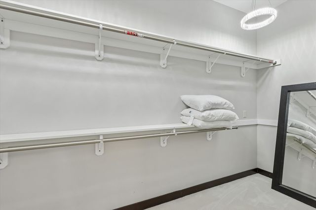 1904 NW Prairie Creek Drive, Grimes, IA 50111