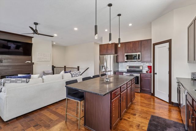 1904 NW Prairie Creek Drive, Grimes, IA 50111