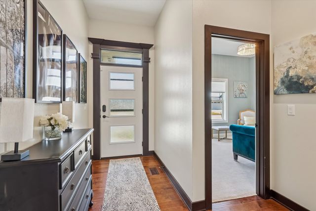 1904 NW Prairie Creek Drive, Grimes, IA 50111