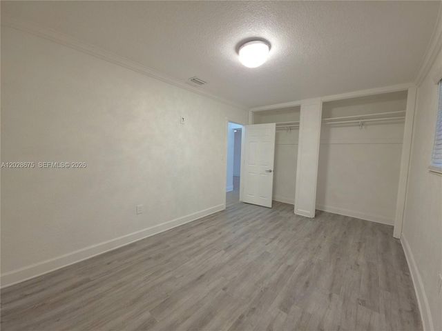 8420 NW 10th St, Pembroke Pines, FL 33024
