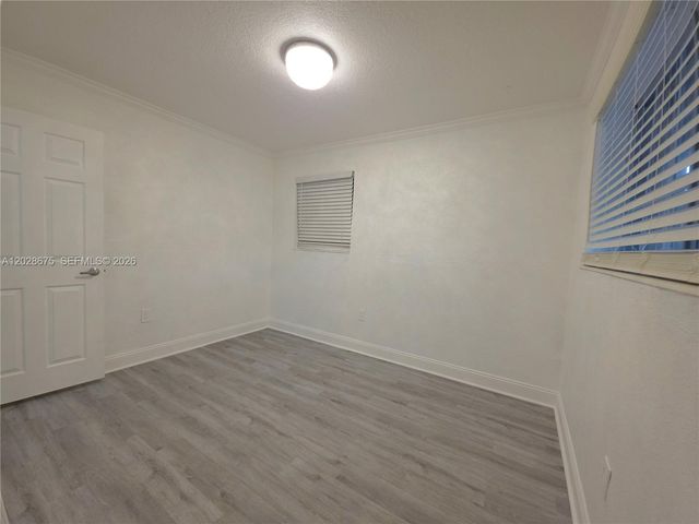 8420 NW 10th St, Pembroke Pines, FL 33024