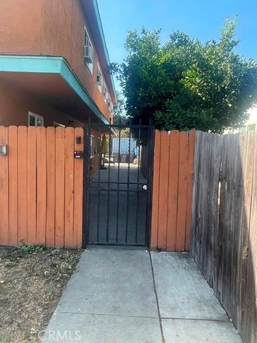 1240 W 19th, Long Beach, CA 90810
