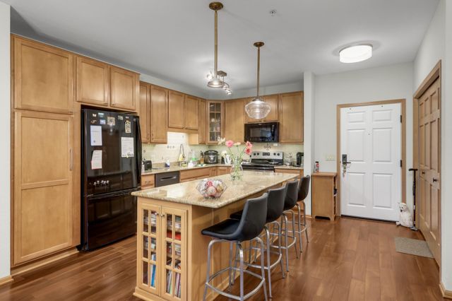 7100 Metro Boulevard 234, Edina, MN 55439