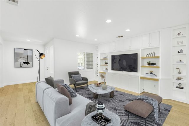 25628 Chase Avenue, Stevenson Ranch, CA 91381