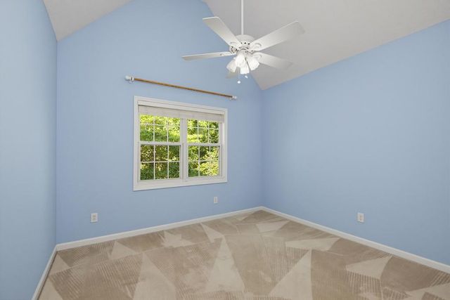 110 Brookstone Crest, Newnan, GA 30265