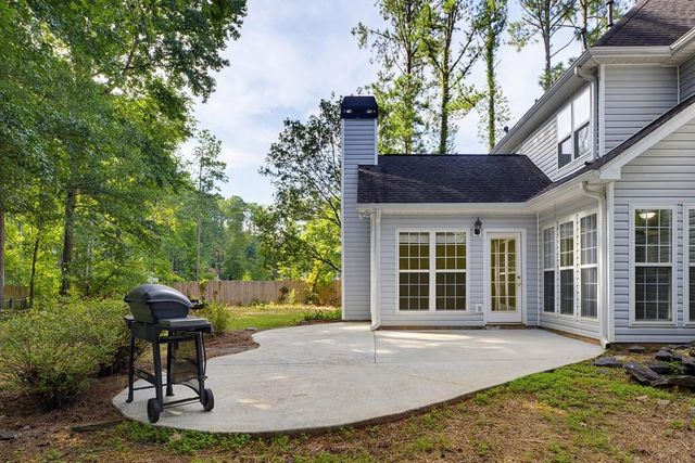 110 Brookstone Crest, Newnan, GA 30265