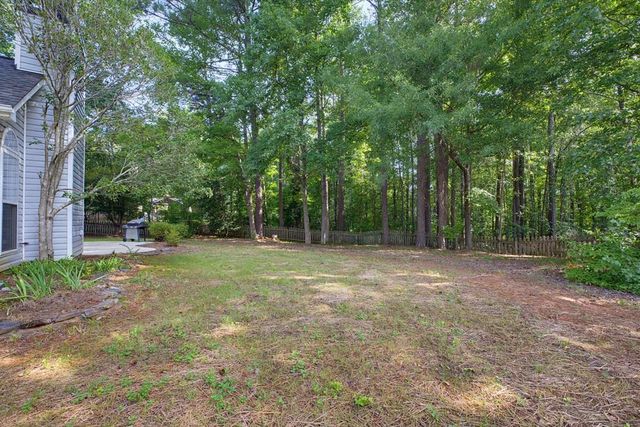 110 Brookstone Crest, Newnan, GA 30265