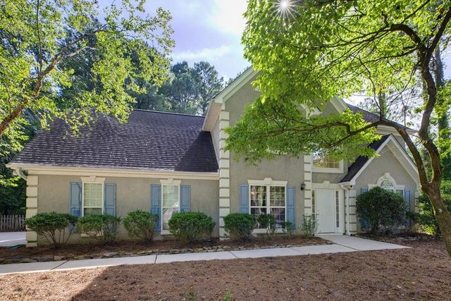 110 Brookstone Crest, Newnan, GA 30265