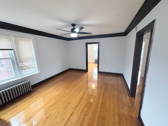 3410 Harlem Avenue 12, Riverside, IL 60546