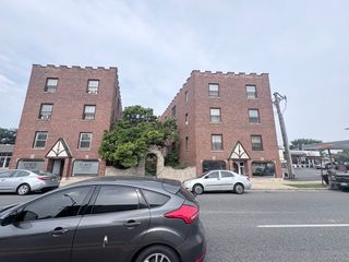 3410 Harlem Avenue 12, Riverside, IL 60546