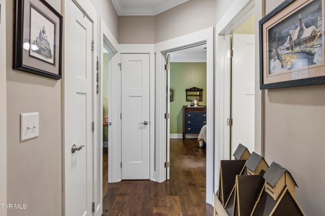 1120 Miller Drive Unit 201, Jonesborough, TN 37659