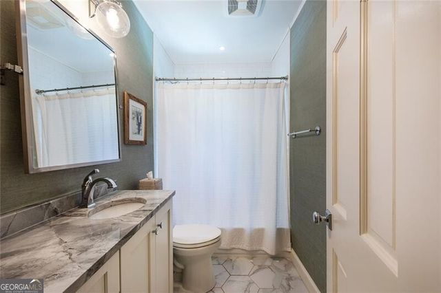 1880 Greystone Road NW, Atlanta, GA 30318