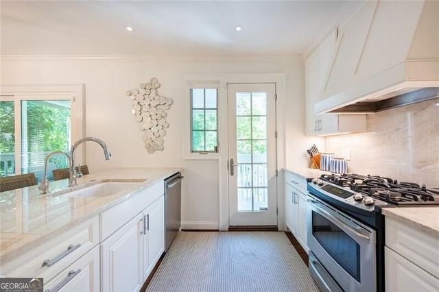 1880 Greystone Road NW, Atlanta, GA 30318