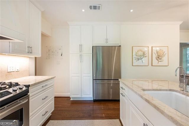 1880 Greystone Road NW, Atlanta, GA 30318