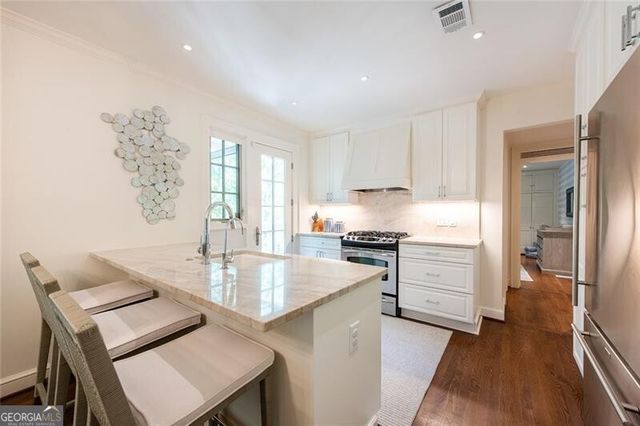 1880 Greystone Road NW, Atlanta, GA 30318