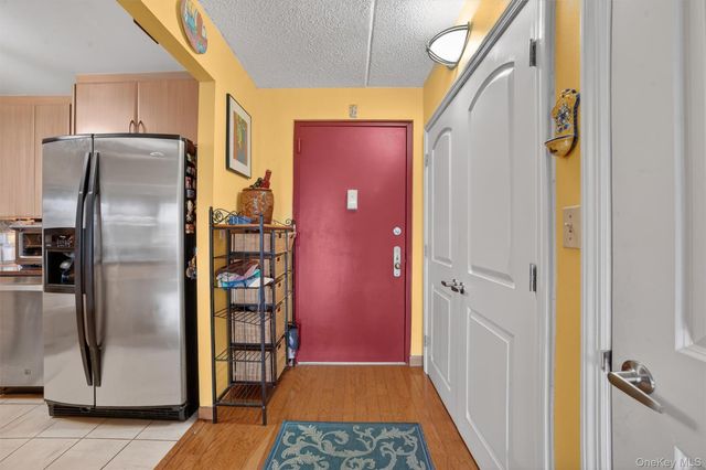 1376 Midland Ave 810, Bronxville, NY 10708