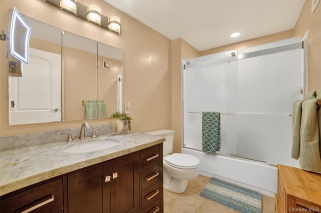 1376 Midland Ave 810, Bronxville, NY 10708