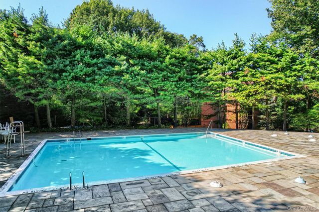 1376 Midland Ave 810, Bronxville, NY 10708