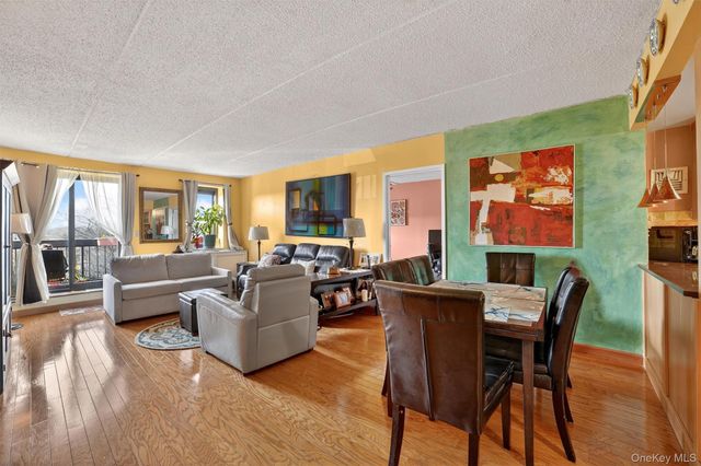 1376 Midland Ave 810, Bronxville, NY 10708