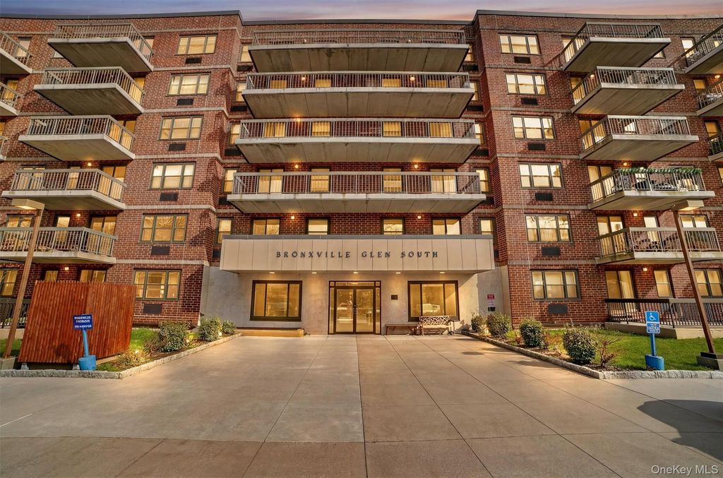 1376 Midland Ave 810, Bronxville, NY 10708