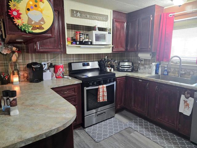 19 Falling Creek Drive #19, Janesville, WI 53548