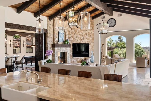 5293 La Glorieta, Rancho Santa Fe, CA 92067