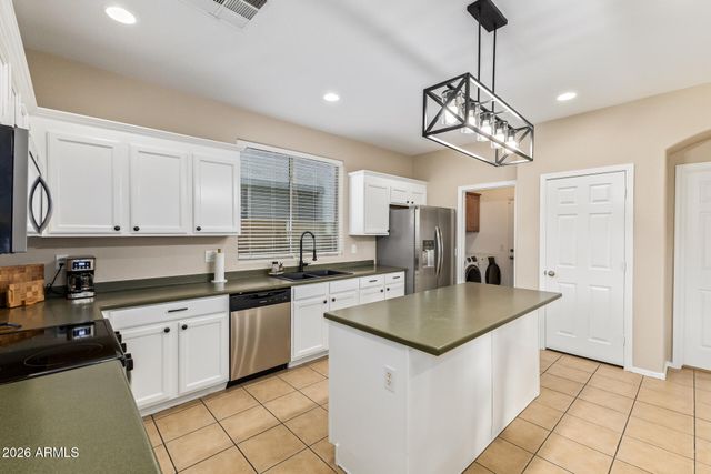 3143 S SOUTHWIND Drive, Gilbert, AZ 85295