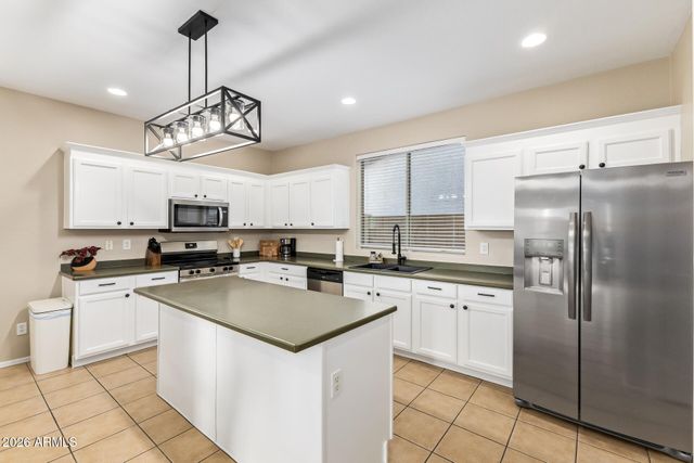 3143 S SOUTHWIND Drive, Gilbert, AZ 85295