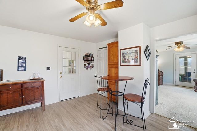 924 Hawthorne Street, Temperance, MI 48182