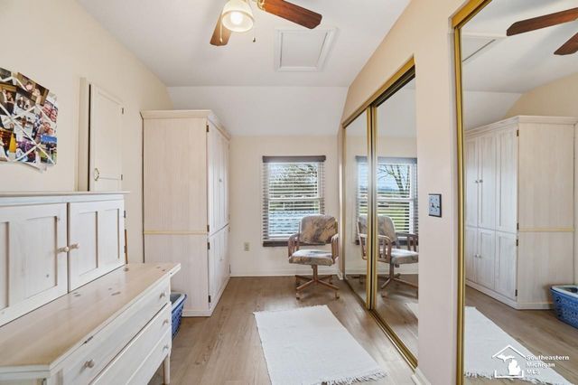 924 Hawthorne Street, Temperance, MI 48182