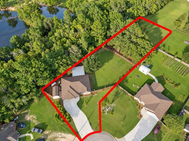 1 County Road 2208 2, Cleveland, TX 77327
